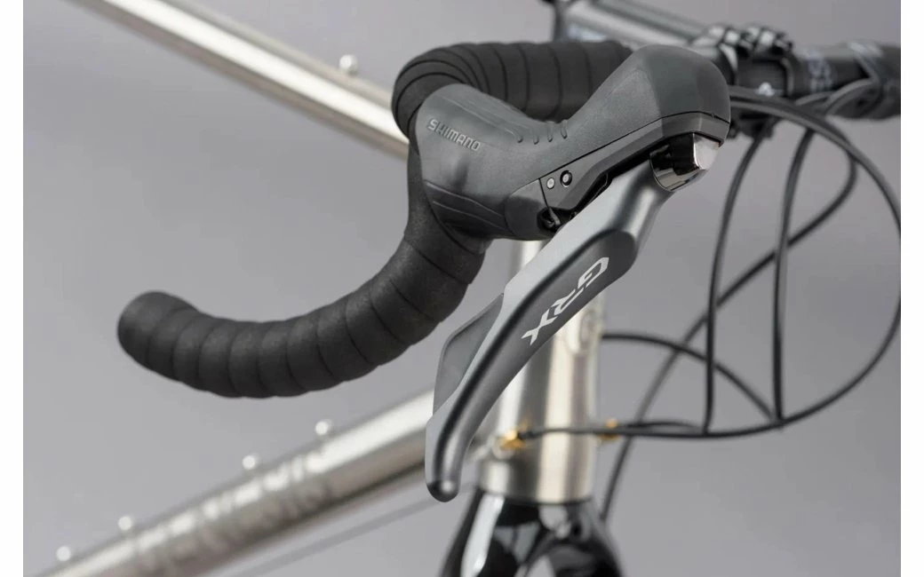 Genesis Bike Vélo Gravel Genesis Croix De Fer Titane Gris - 2022 3 Genesis Bike Vélo Gravel Genesis Croix De Fer Titane Gris - 2022 – Image 3