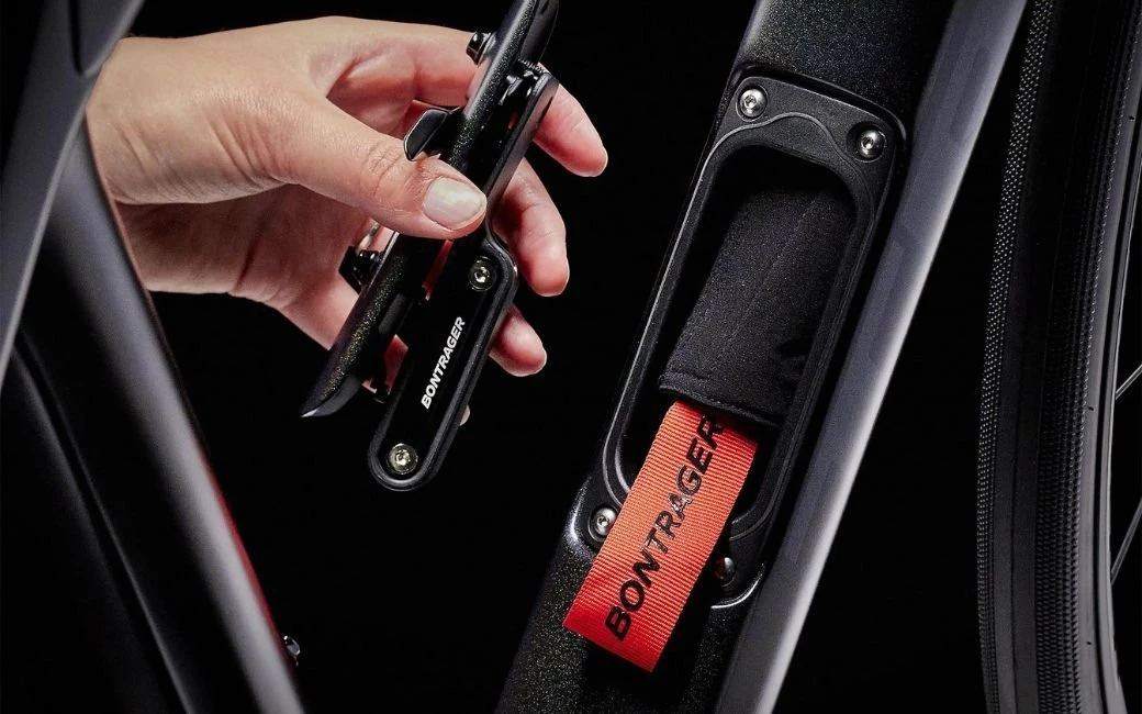 Vélo Route Trek Domane SL 6 Noir - 2023 3 Vélo Route Trek Domane SL 6 Noir - 2023 – Image 3