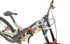 VTT Descente Occasion Santa Cruz V10 CC - Révisé Et Garanti - Taille M -Cheap Vélo Store vtt descente occasion santa cruz v10 cc revise et garanti taille m 2