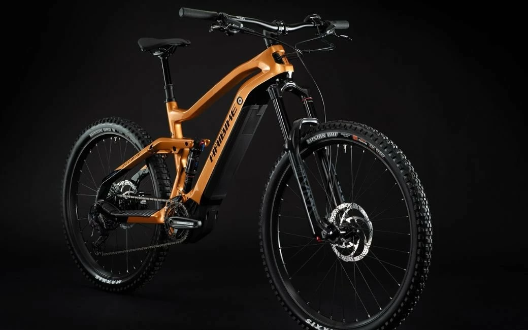 VTT électrique Haibike Allmtn CF 6 Orange/Noir 600Wh - 2022 2 VTT électrique Haibike Allmtn CF 6 Orange/Noir 600Wh - 2022 – Image 2