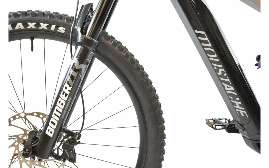 Moustache Bikes VTT Electrique Moustache Samedi 29 Game 5 750Wh Blanc - 2023 4 Moustache Bikes VTT Electrique Moustache Samedi 29 Game 5 750Wh Blanc - 2023 – Image 4