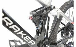 VTT Enfant Tout-suspendu Mondraker Factor 26 Gris/Noir - 2022 10 VTT Enfant Tout-suspendu Mondraker Factor 26 Gris/Noir - 2022 -Cheap Vélo Store vtt enfant tout suspendu mondraker factor 26 grisnoir 2022 4