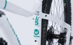 Lapierre VTT Femme LAPIERE EDGE 2.7 27.5" Blanc/Bleu - 2022 -Cheap Vélo Store vtt femme lapiere edge 27 275 blancbleu 2022 3